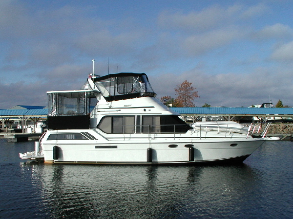 12M Prowler 1991 Aft Sundeck